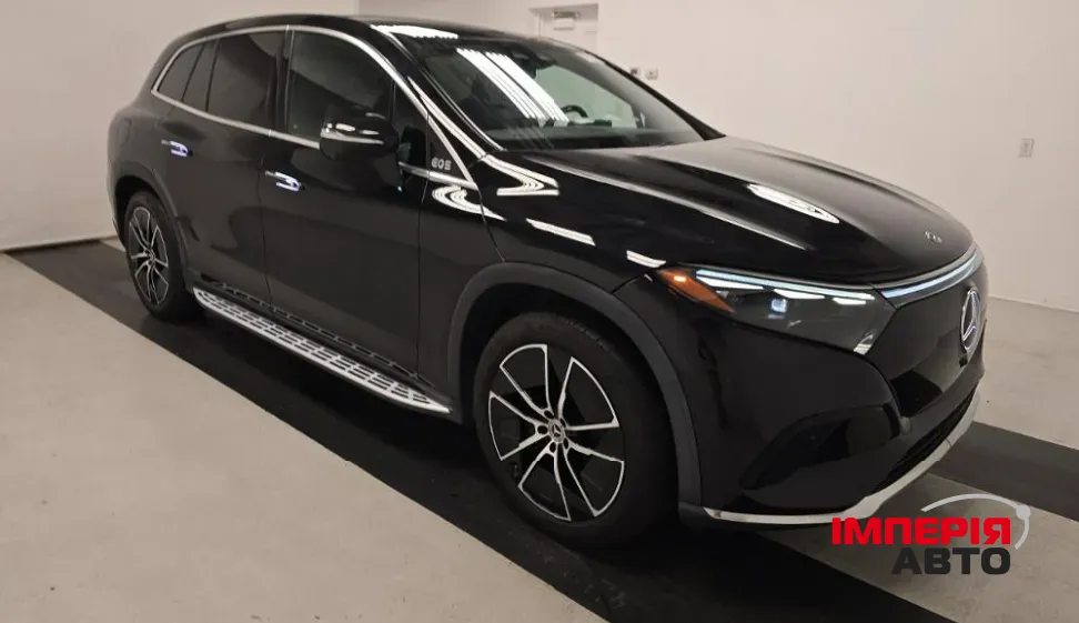 Mercedes-Benz EQS SUV - фото 31