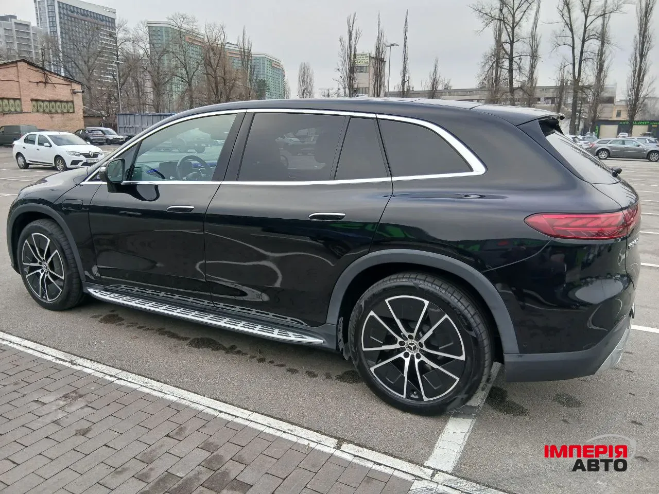 Mercedes-Benz EQS SUV - фото 22