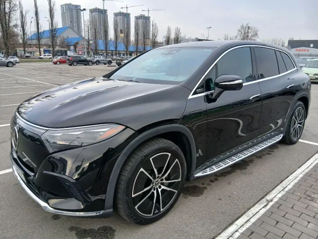 Mercedes-Benz EQS SUV - фото 4