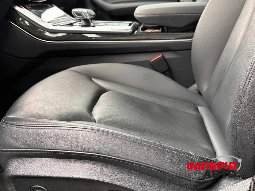 Audi Q7 - фото 10