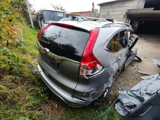 Honda CR-V - фото 4