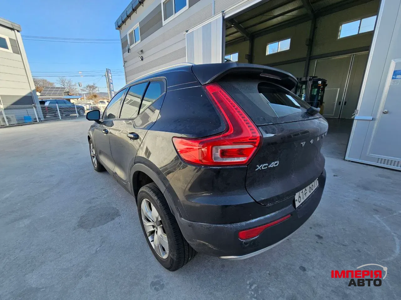 Volvo XC40 - фото 3