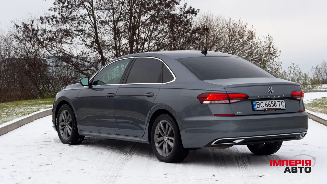 Volkswagen Passat - фото 3