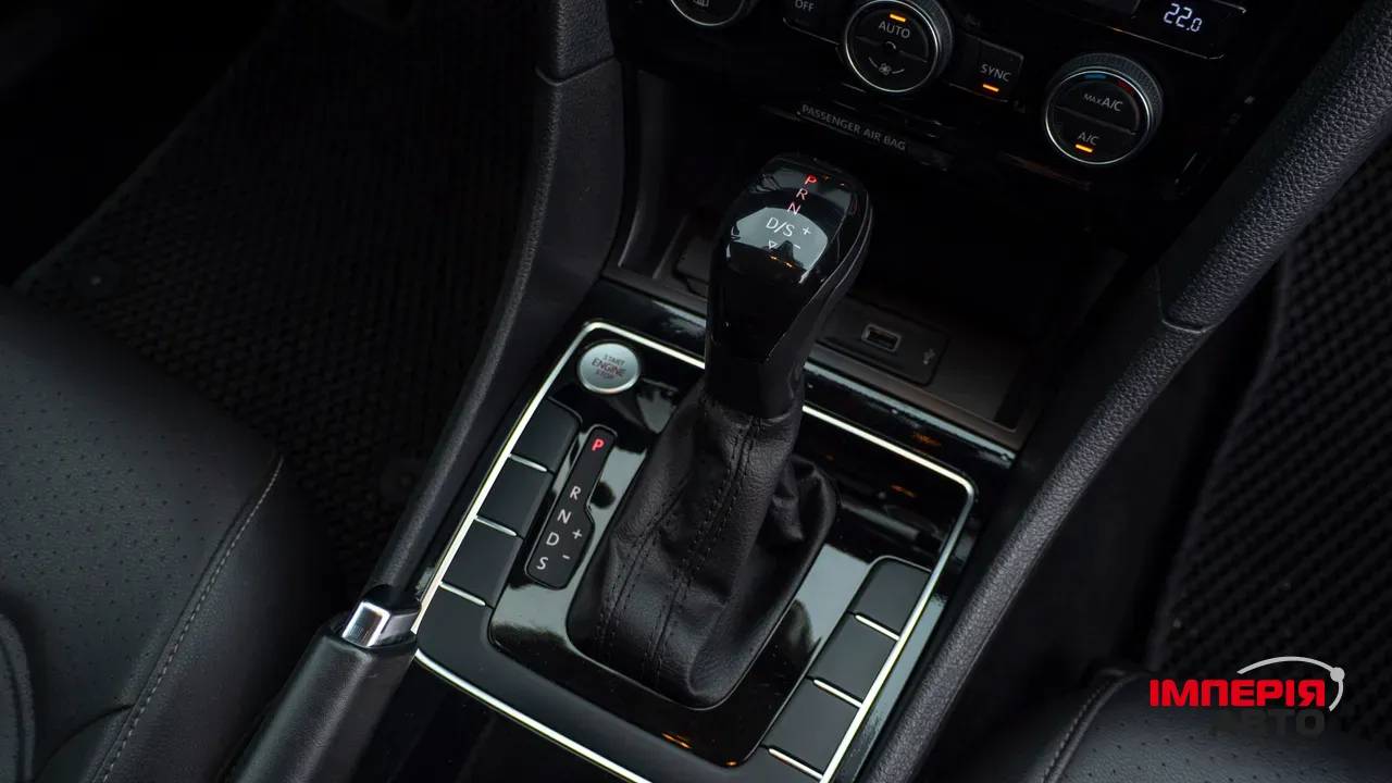 Volkswagen Passat - фото 23