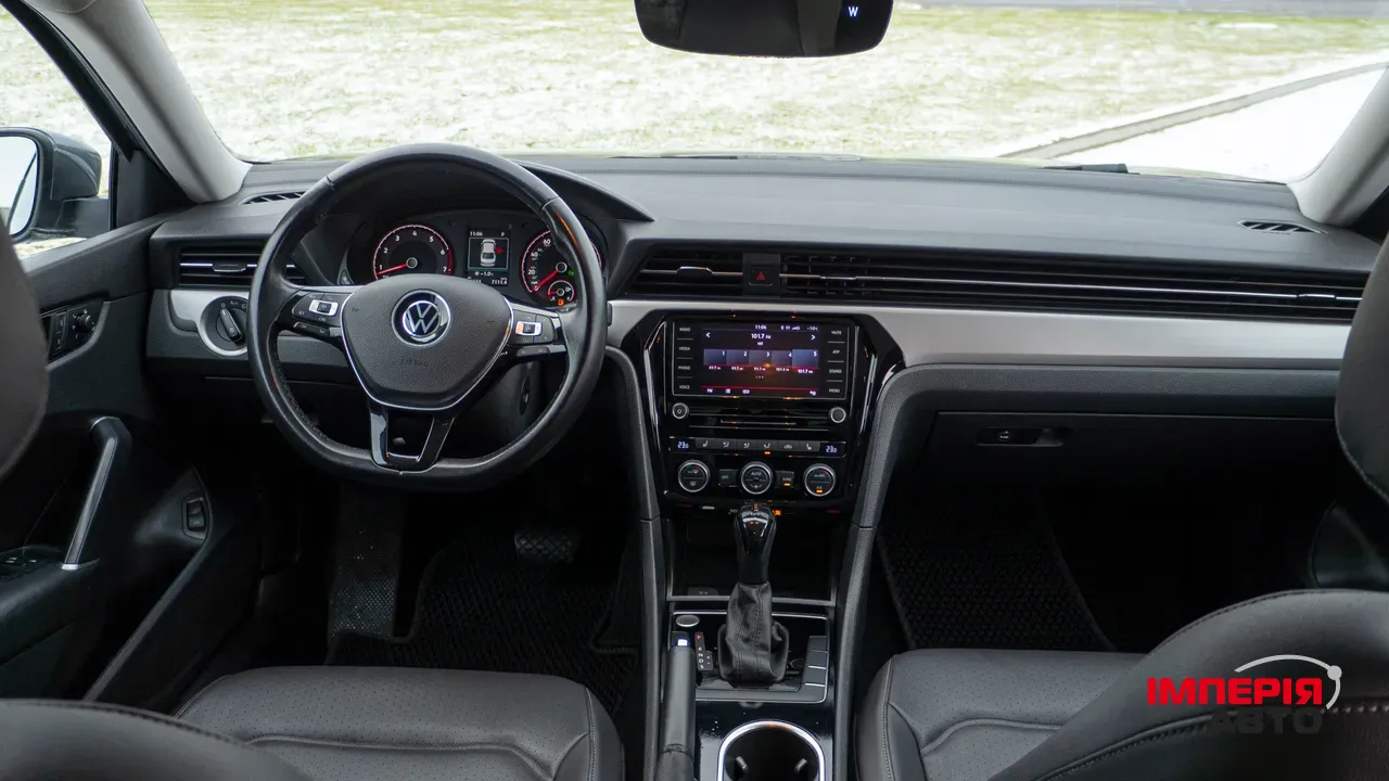 Volkswagen Passat - фото 19