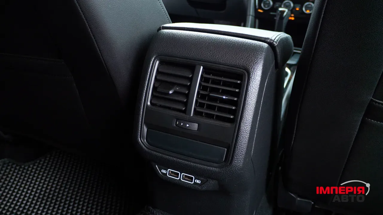 Volkswagen Passat - фото 21