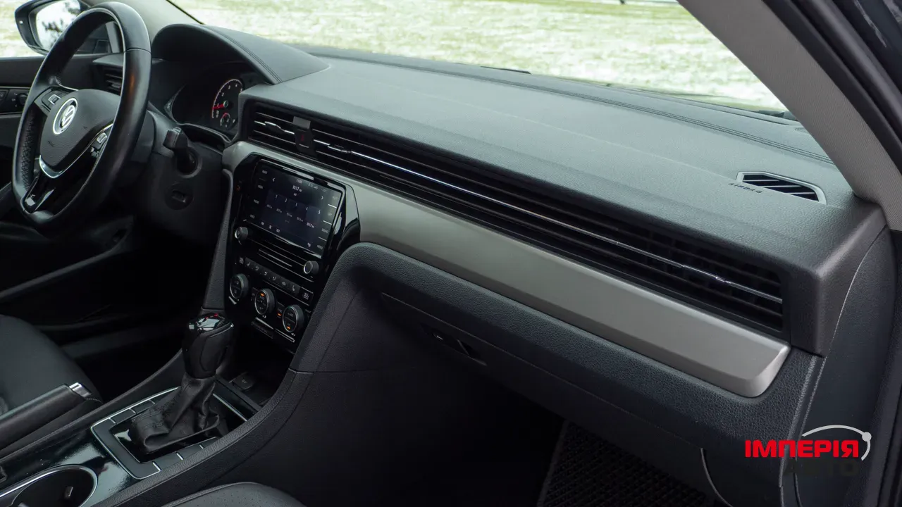 Volkswagen Passat - фото 26