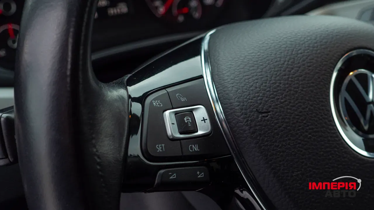 Volkswagen Passat - фото 32