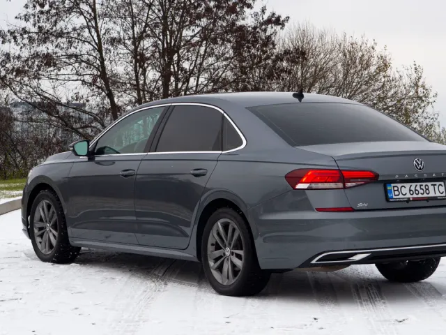 Volkswagen Passat - фото 3