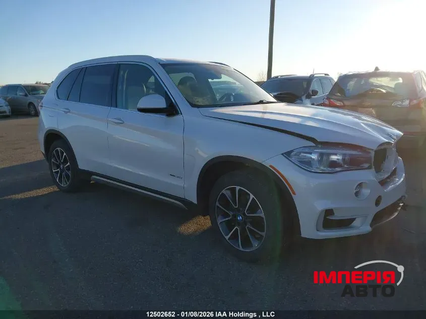 BMW X5 - фото 1