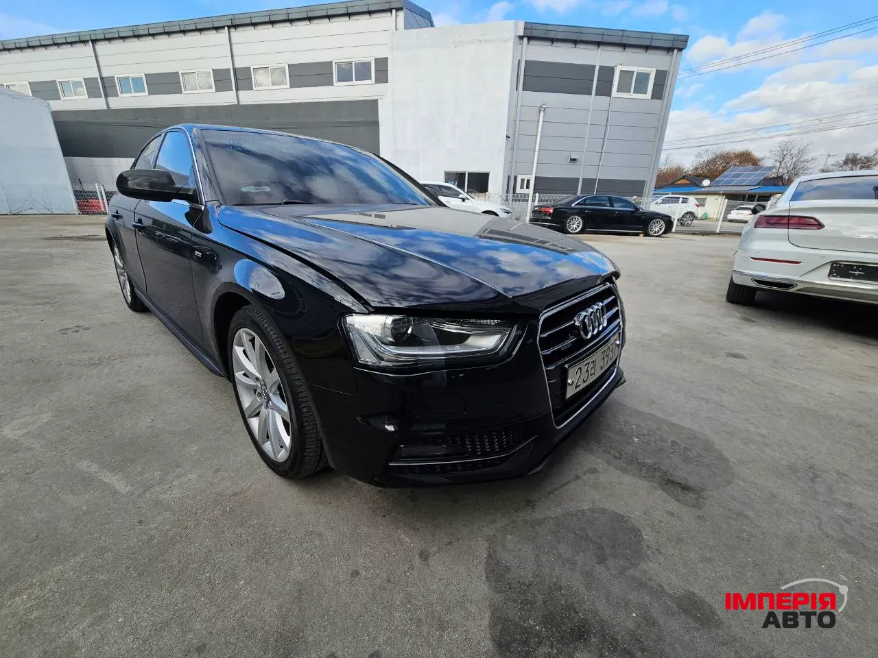 Audi A4 - фото 8