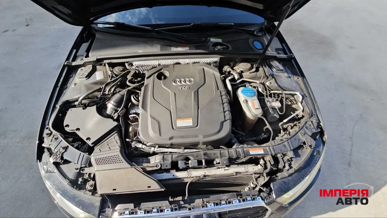 Audi A4 - фото 11