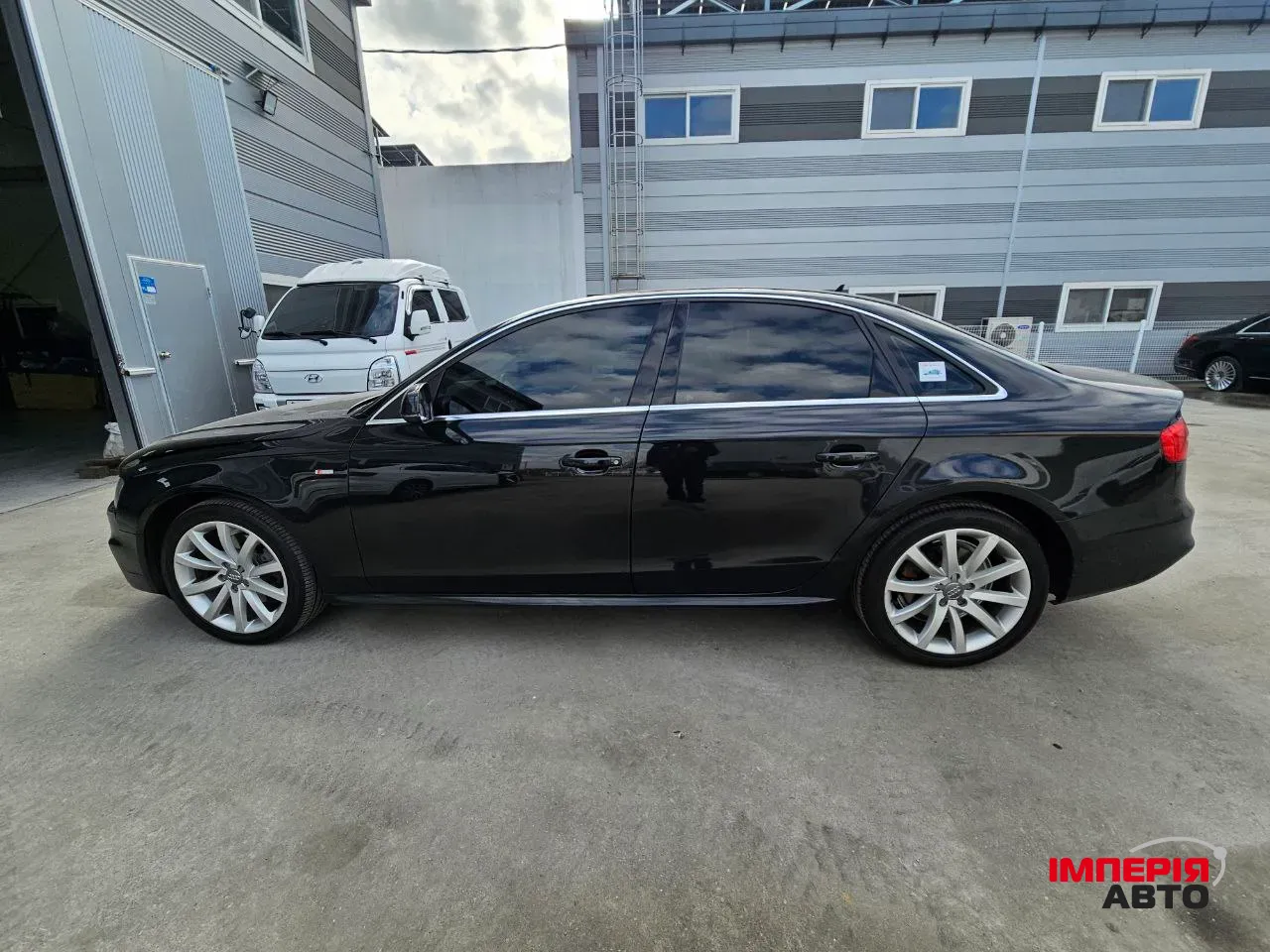 Audi A4 - фото 3