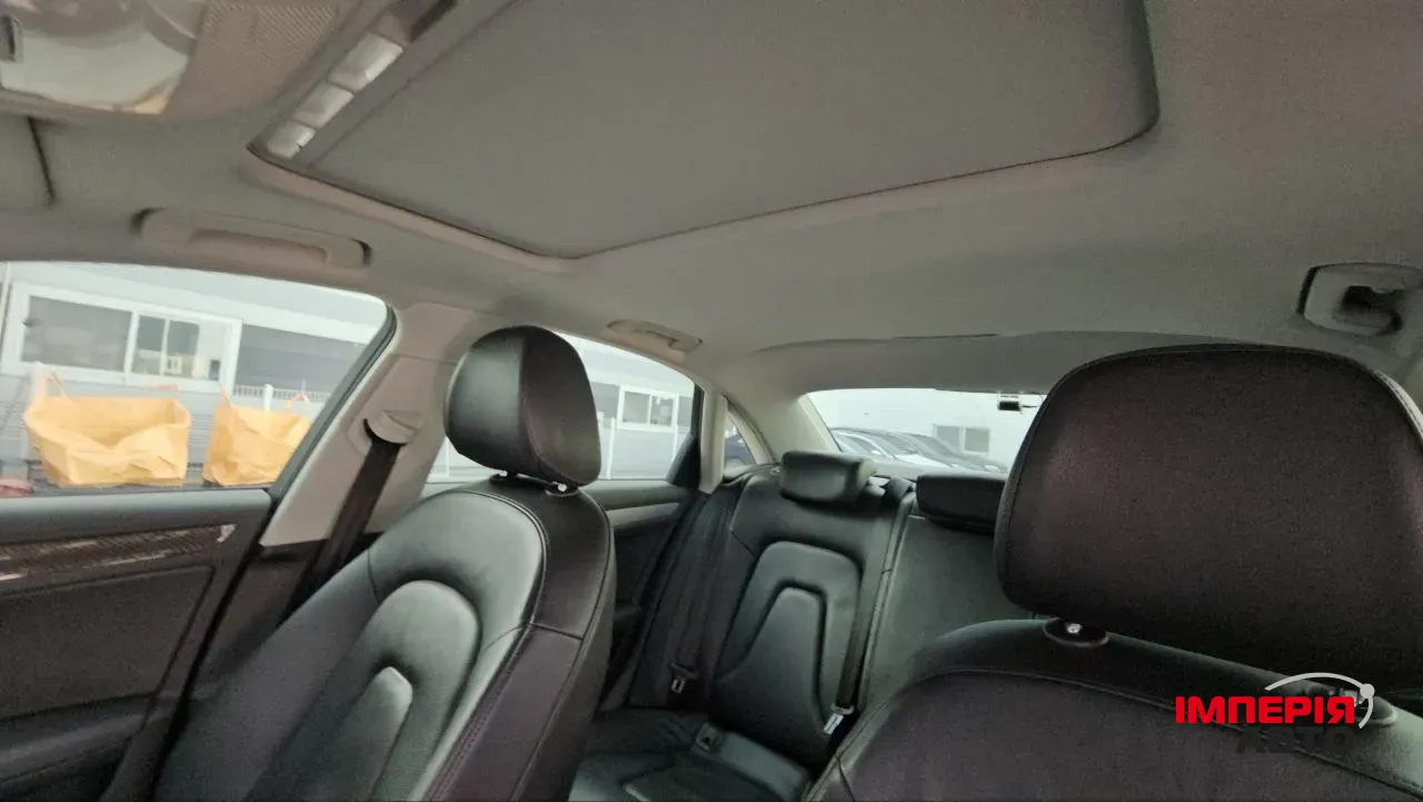 Audi A4 - фото 17