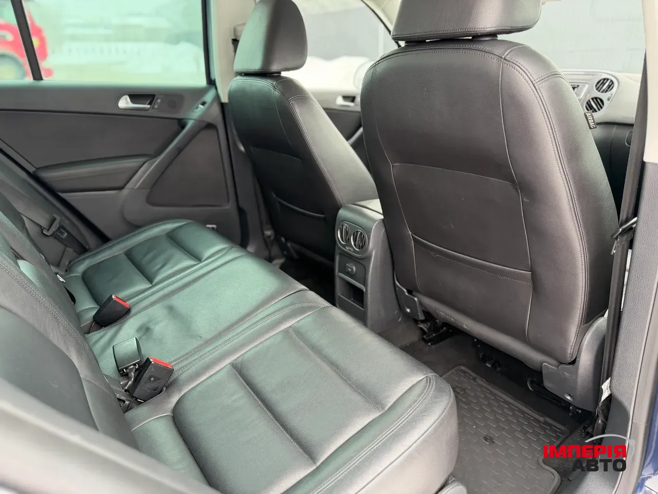 Volkswagen Tiguan - фото 10