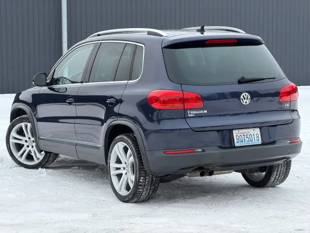 Volkswagen Tiguan - фото 4