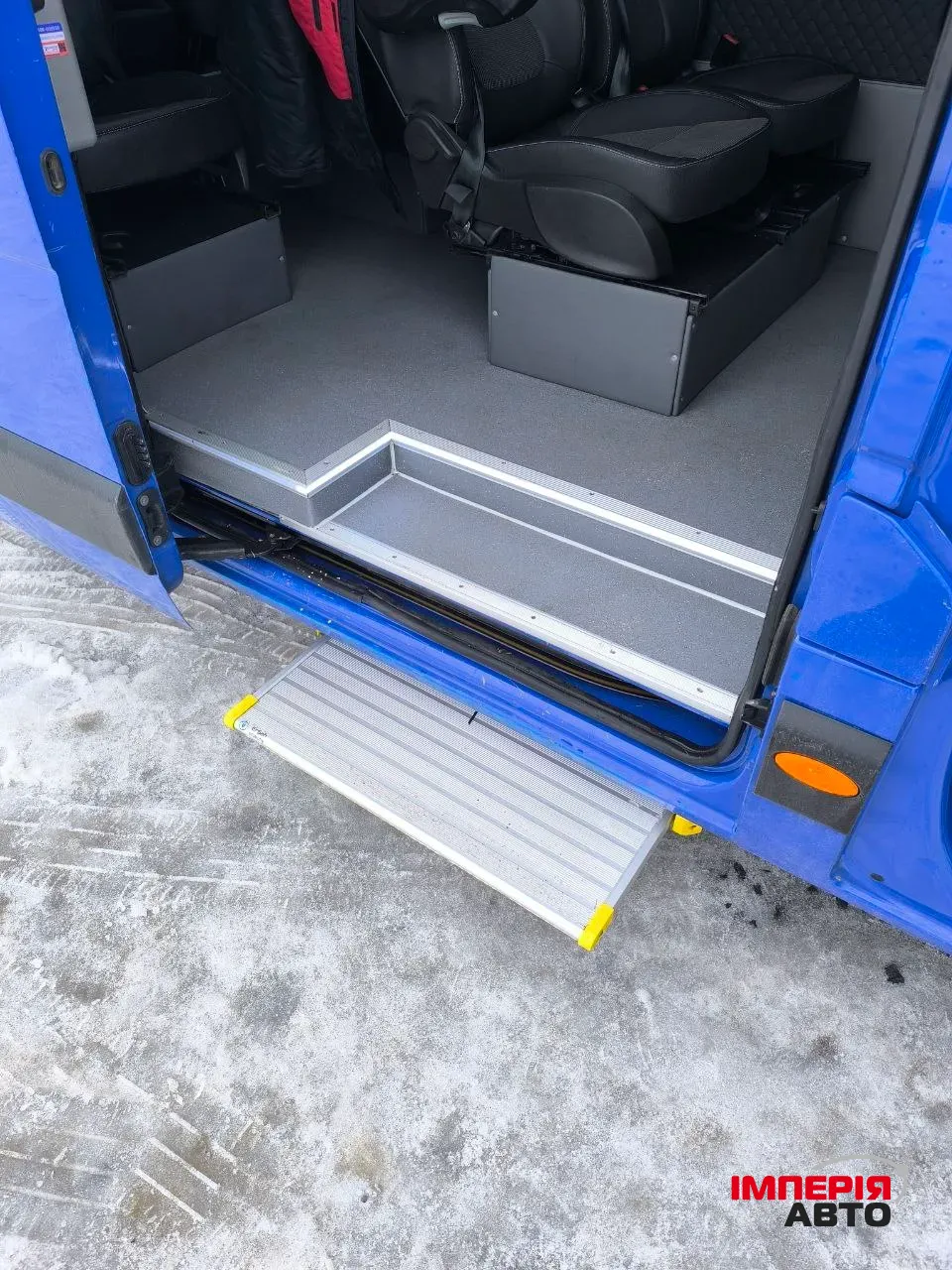 Renault Trafic - фото 29