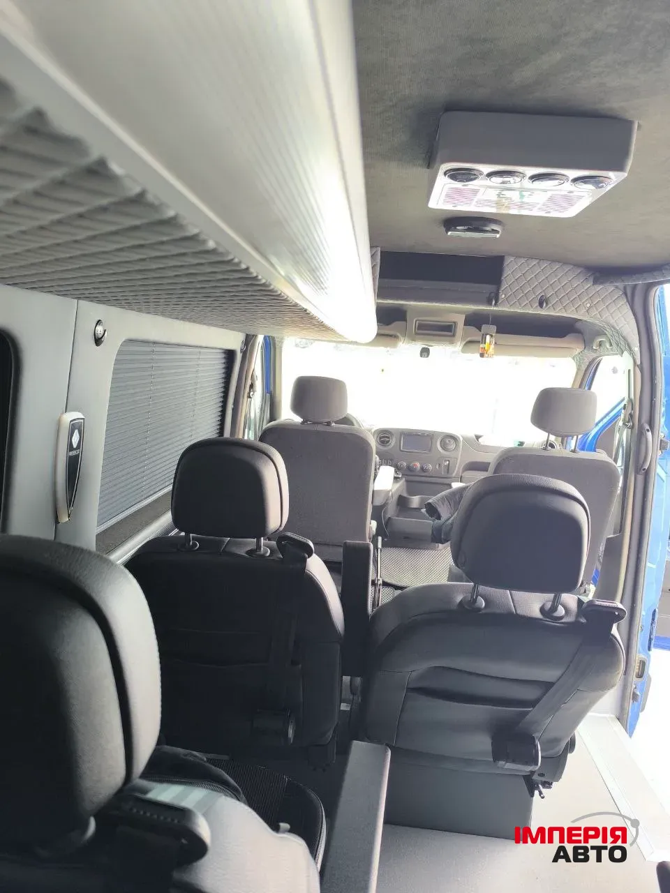 Renault Trafic - фото 35