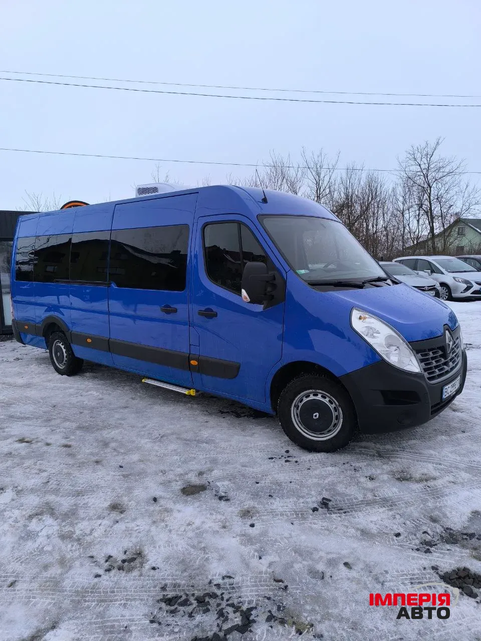 Renault Trafic - фото 12