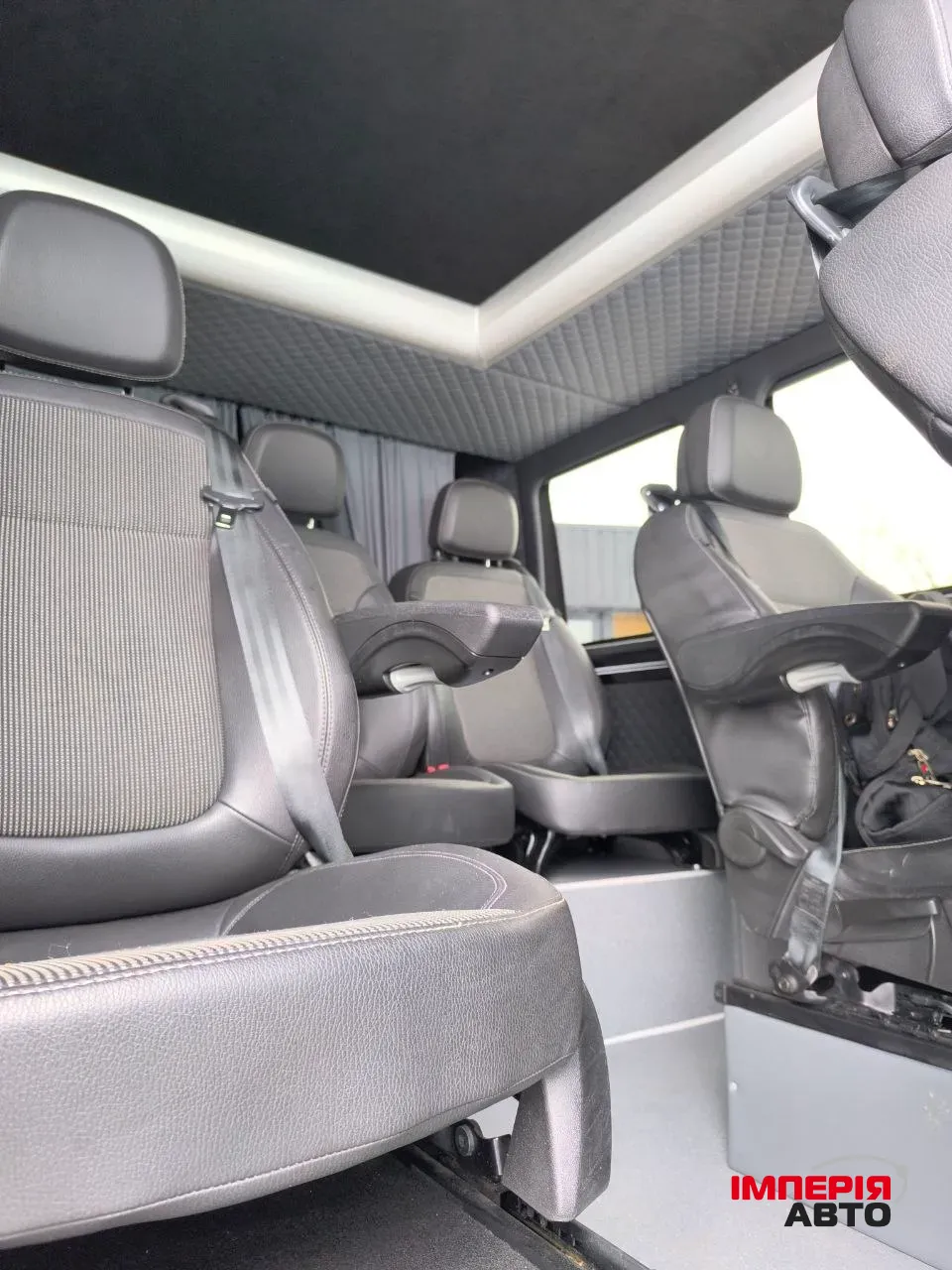 Renault Trafic - фото 32