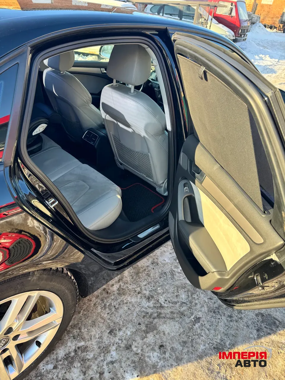 Audi A4 - фото 5