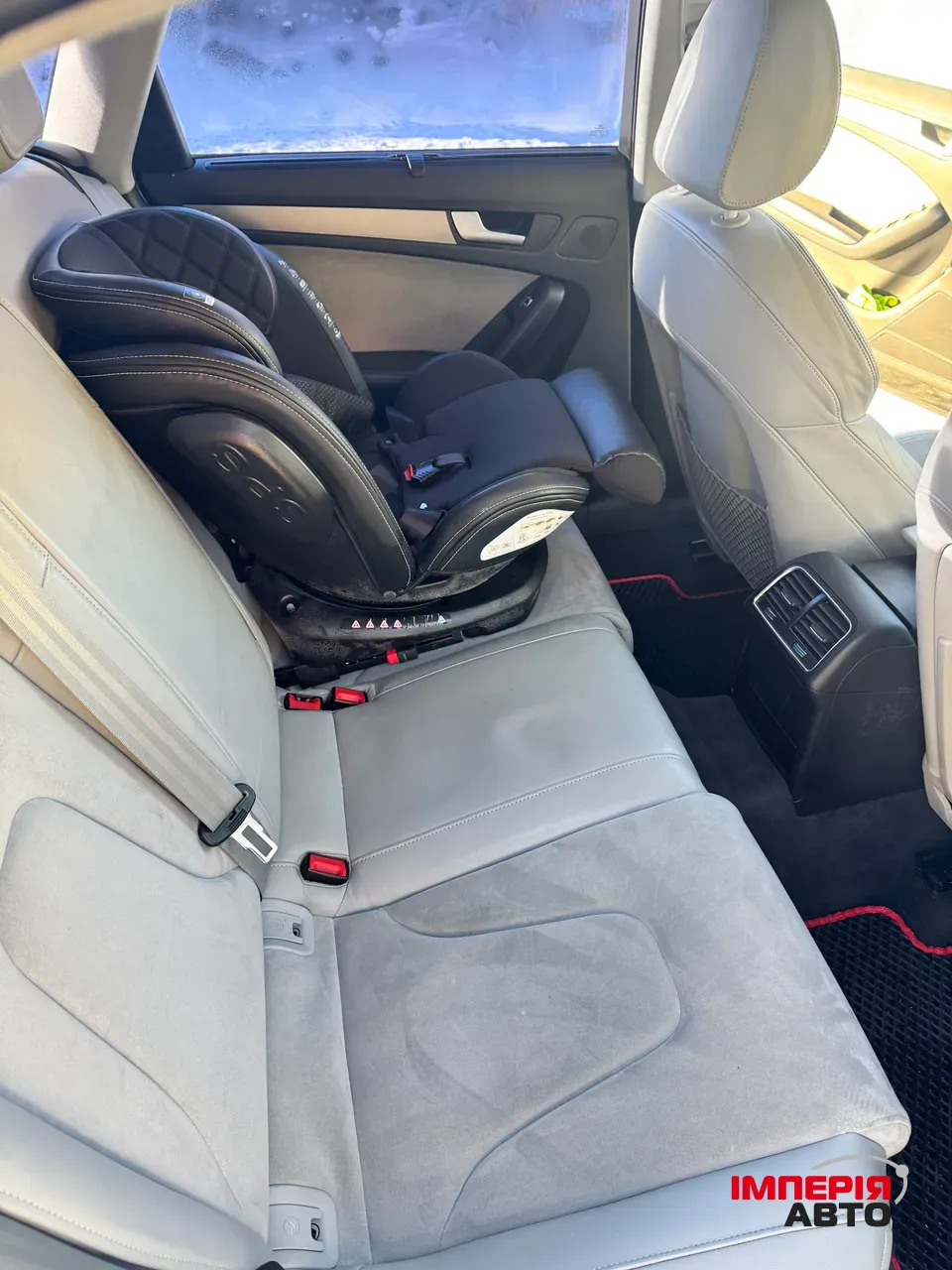 Audi A4 - фото 7