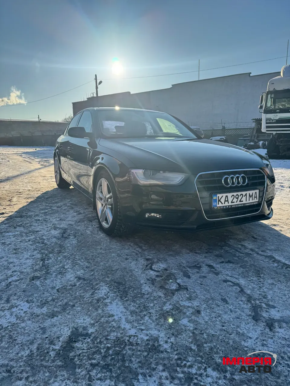 Audi A4 - фото 19