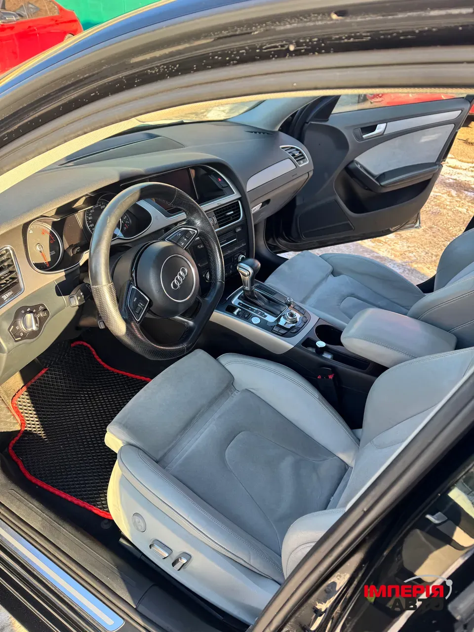 Audi A4 - фото 10