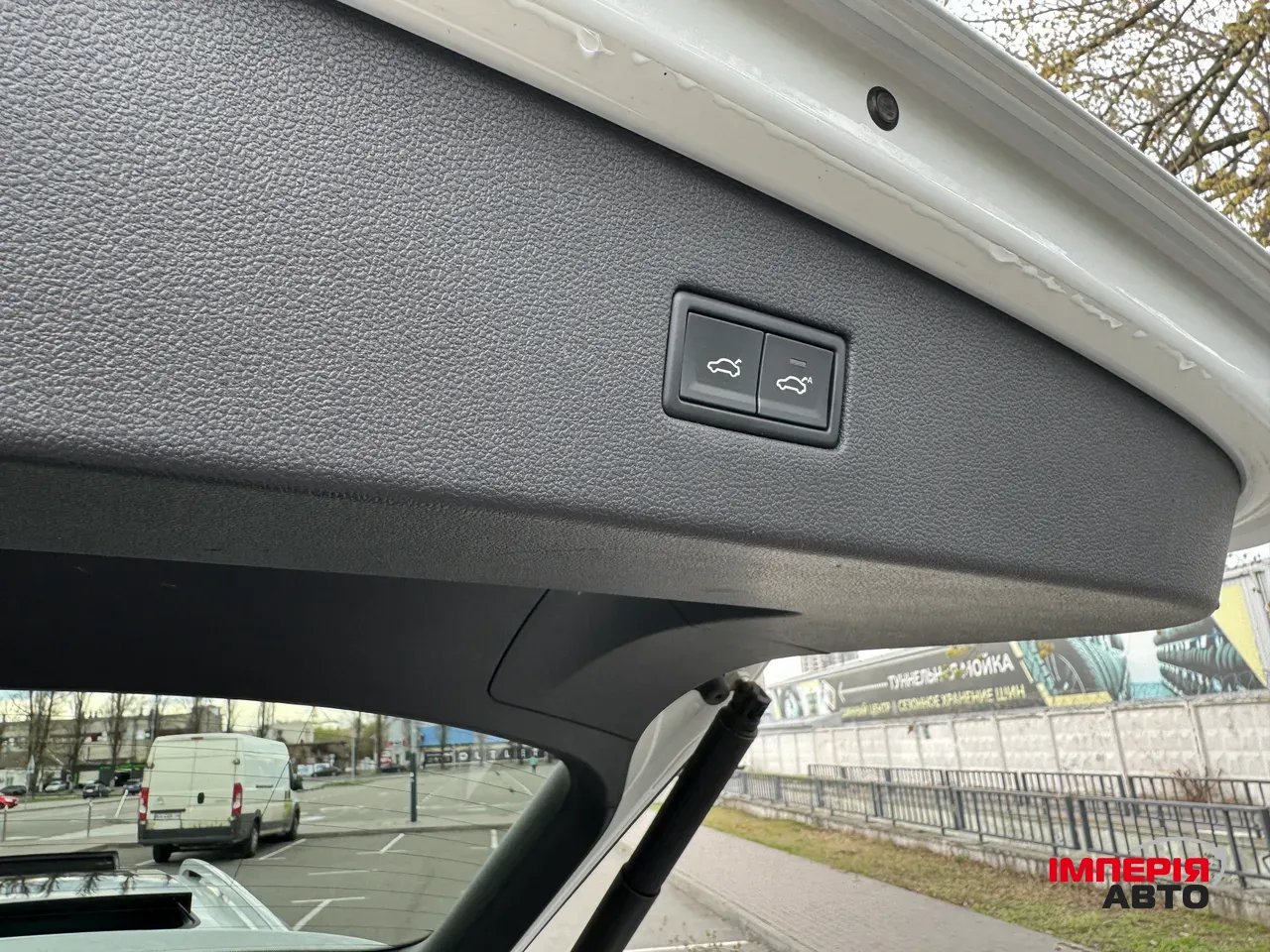 Volkswagen Tiguan - фото 6