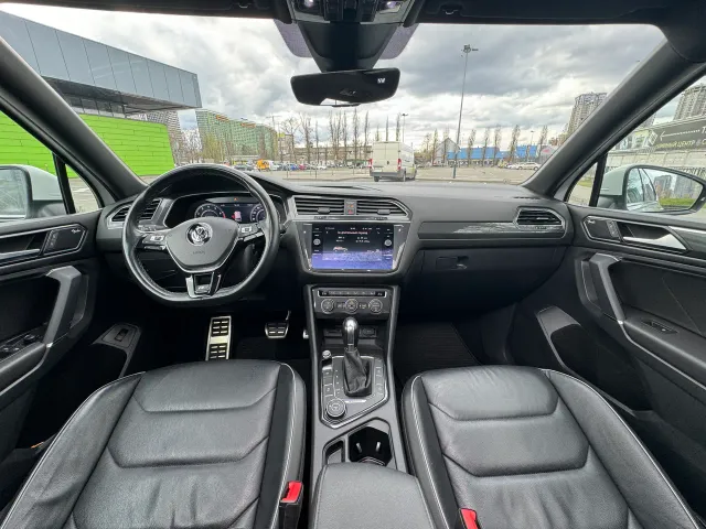 Volkswagen Tiguan - фото 5