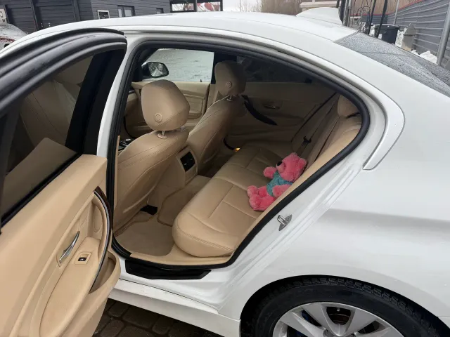 BMW 3 серії - фото 4