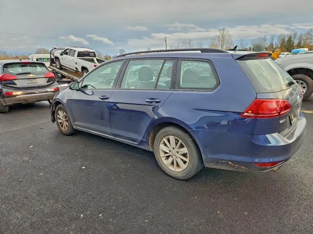 Volkswagen Golf - фото 4