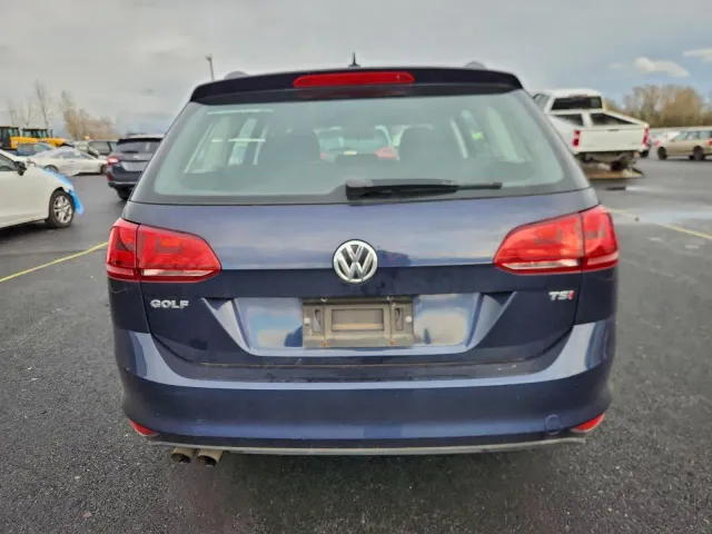 Volkswagen Golf - фото 5