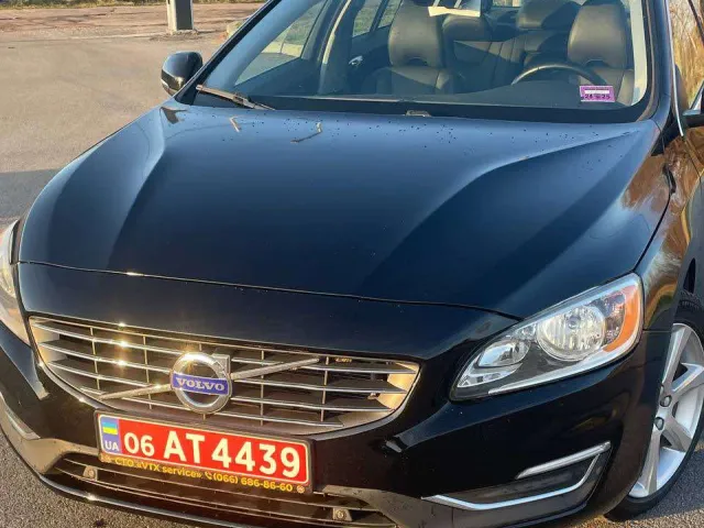 Volvo S60 - фото 4