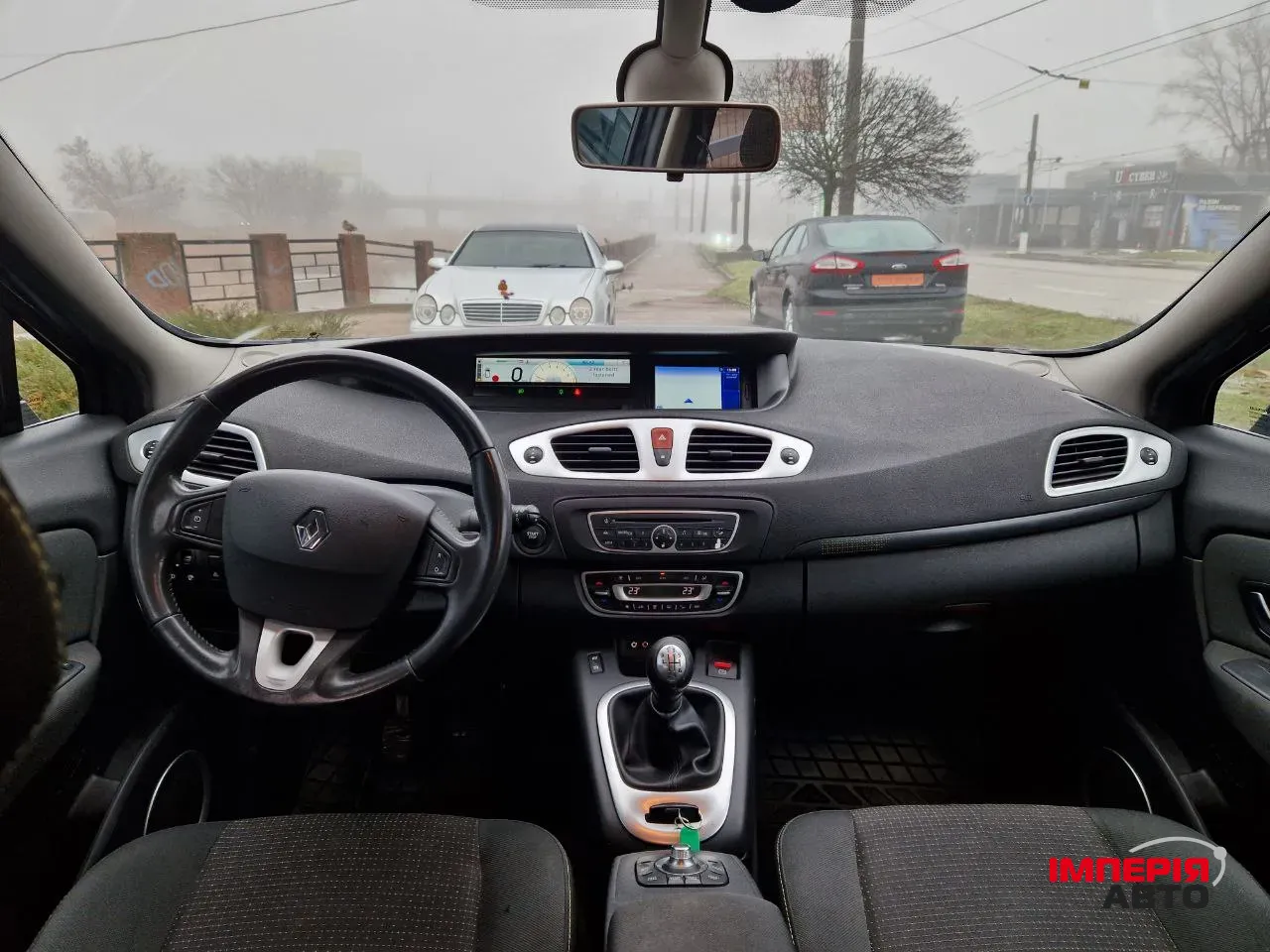 Renault Megane - фото 8