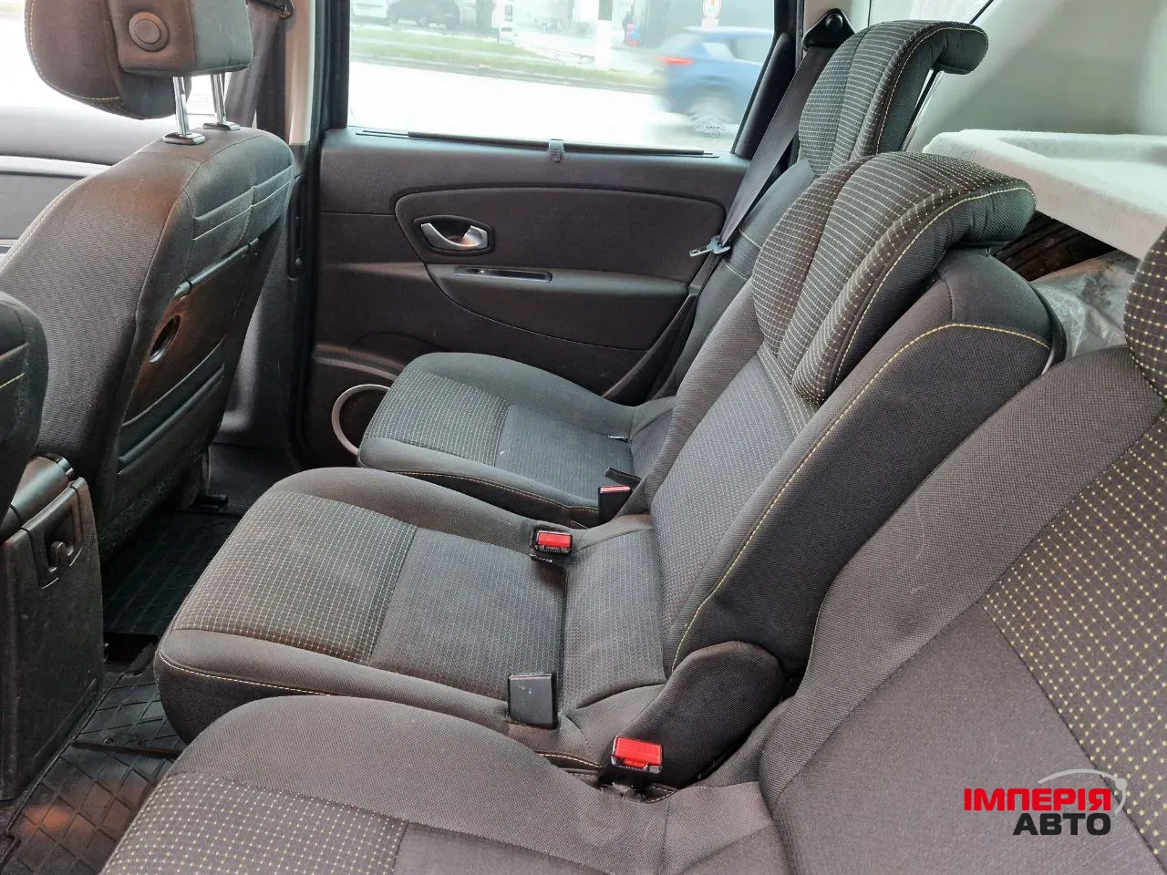 Renault Megane - фото 10