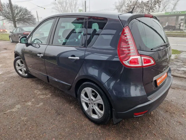 Renault Megane - фото 5