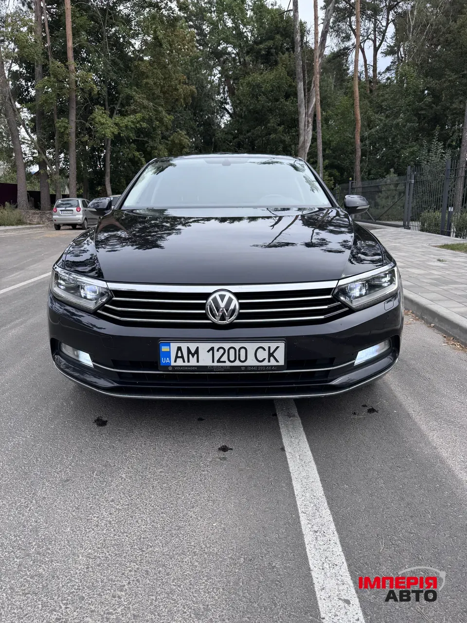 Volkswagen Passat - фото 2