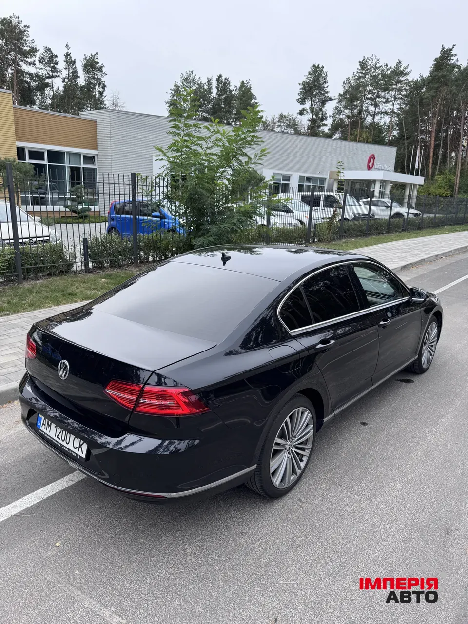 Volkswagen Passat - фото 12
