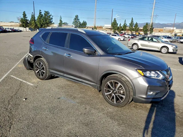 Nissan Rogue - фото 3