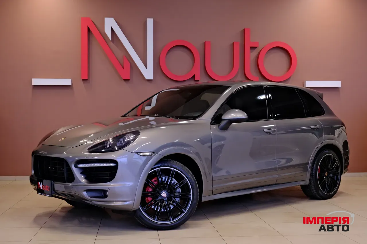 Porsche Cayenne - фото 1