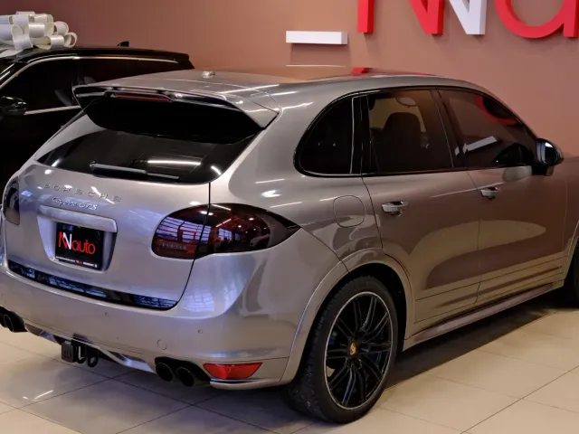 Porsche Cayenne - фото 5