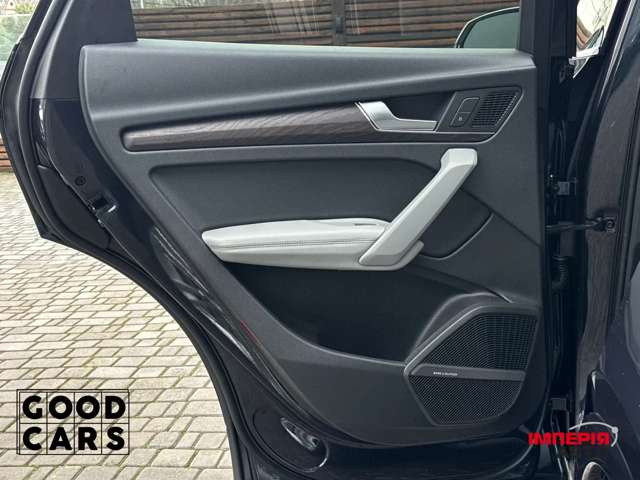 Audi Q5 - фото 25