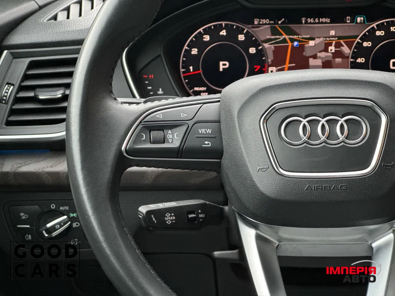 Audi Q5 - фото 32