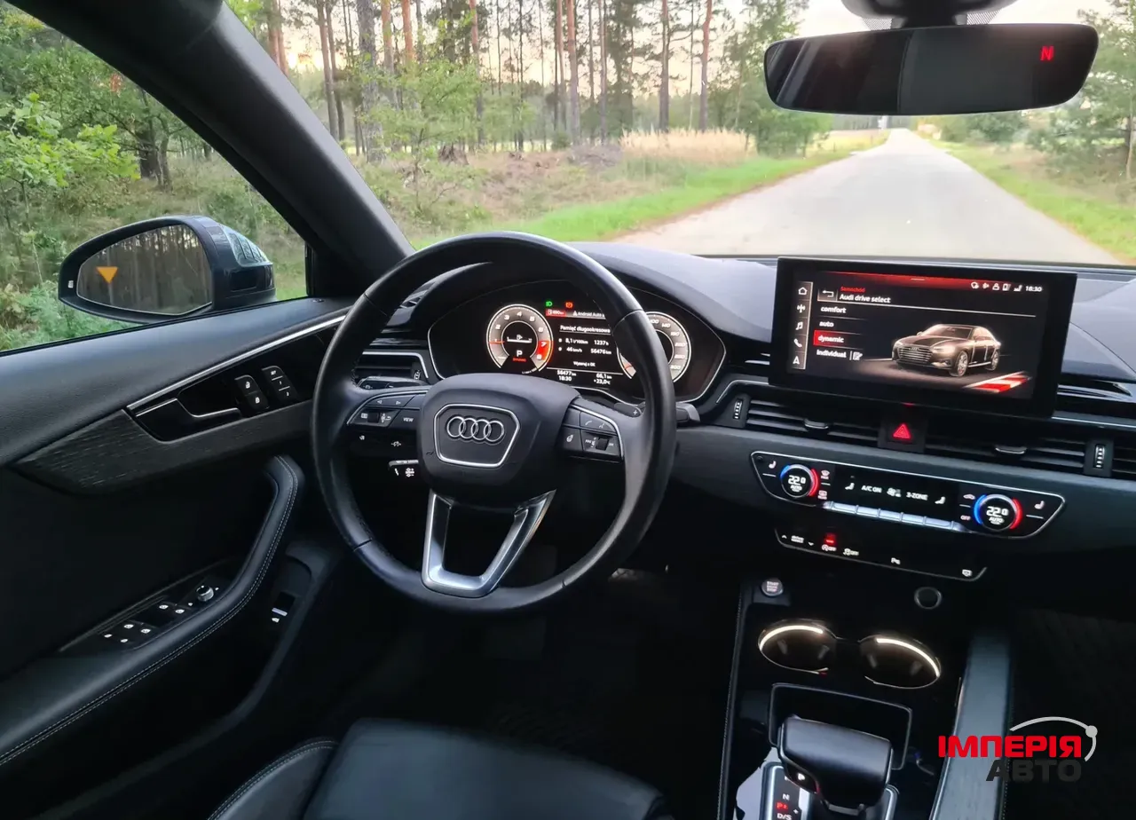Audi A4 - фото 21