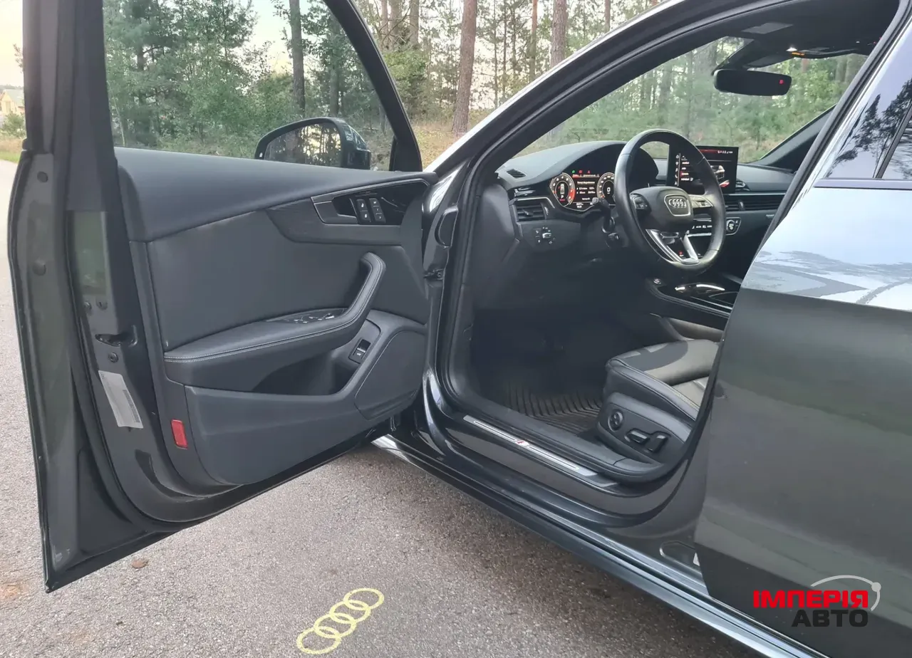 Audi A4 - фото 13