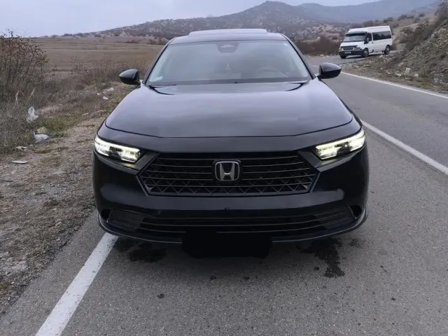 Honda Accord - фото 1