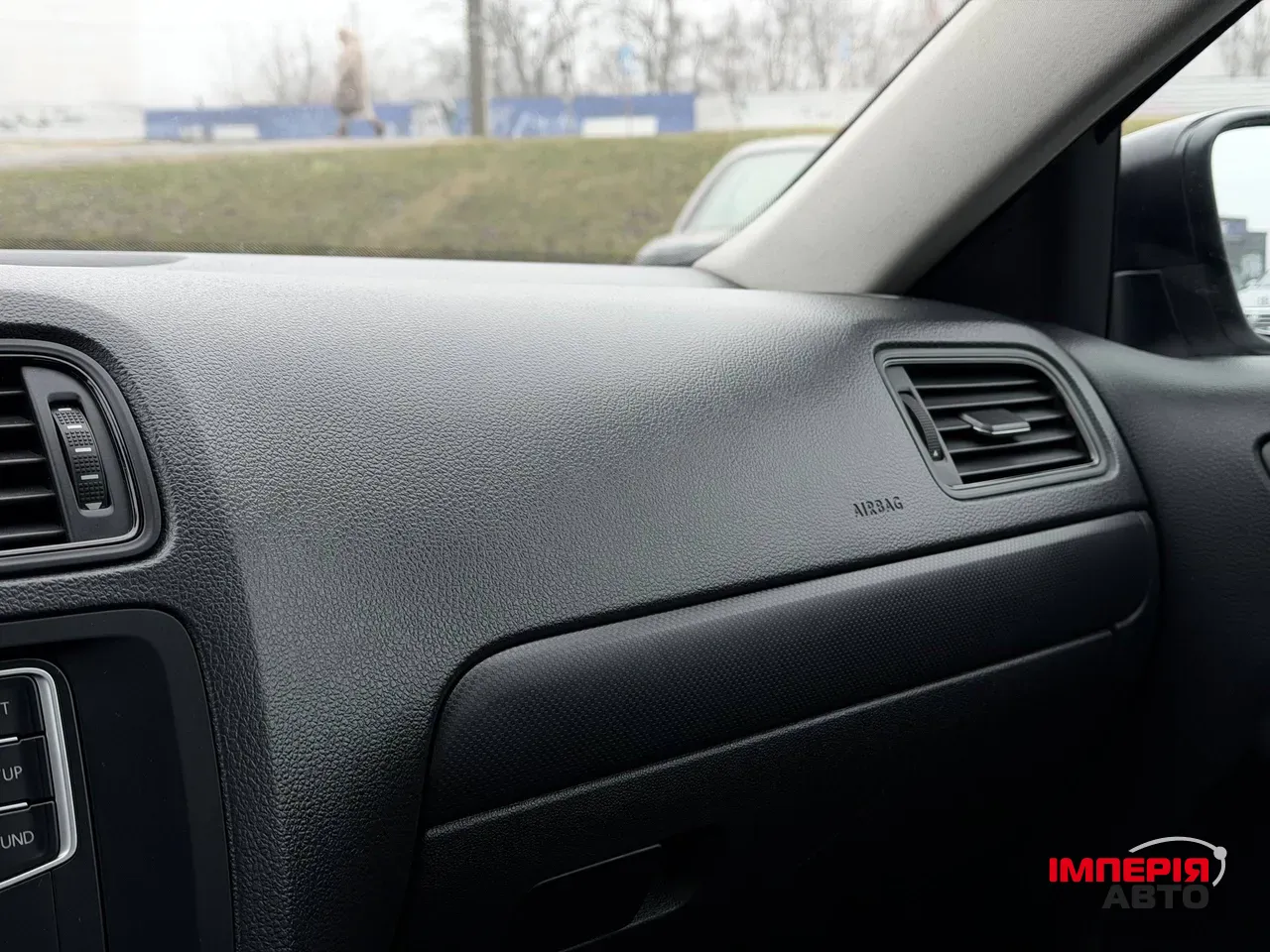 Volkswagen Jetta - фото 37