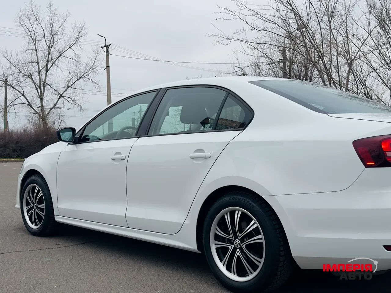 Volkswagen Jetta - фото 12