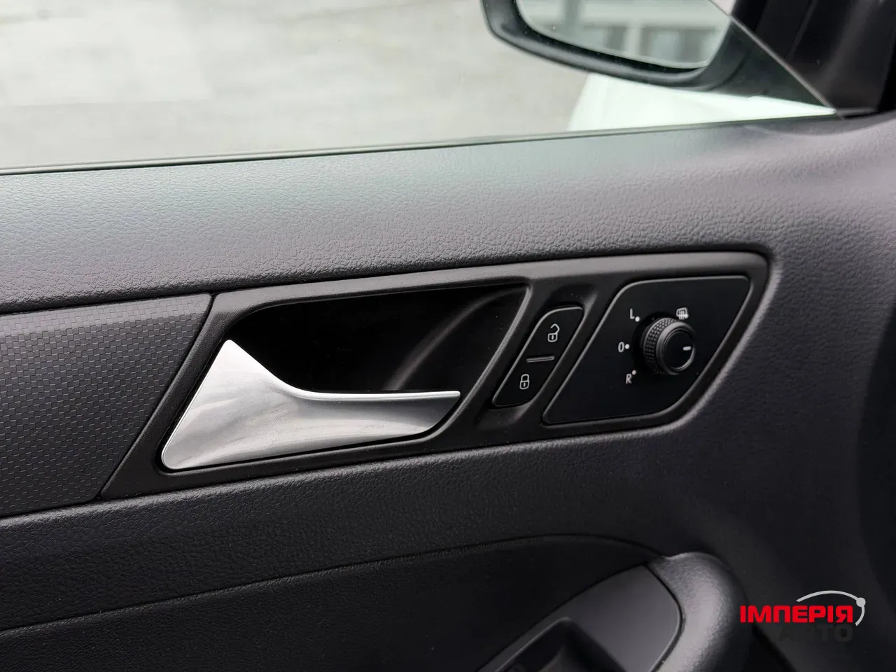 Volkswagen Jetta - фото 22